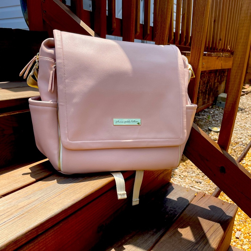 Beautiful Rose colored Petunia Pickle Bottom baby bag
